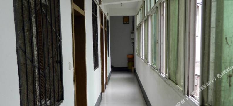 金鑫旅社(阜阳市长途汽车中心站红旗中学店)图片