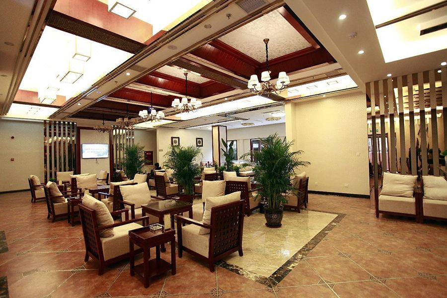 Golden Cube Grand HotelHotel Overview