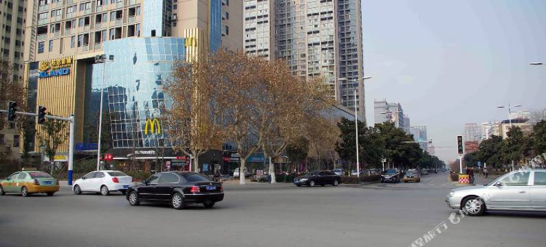 淮南万佳精品酒店(淮南火车站吾悦广场店)图片