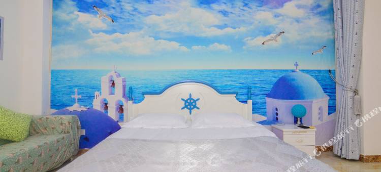 宝寓电影民宿(宝龙城市广场店)图片