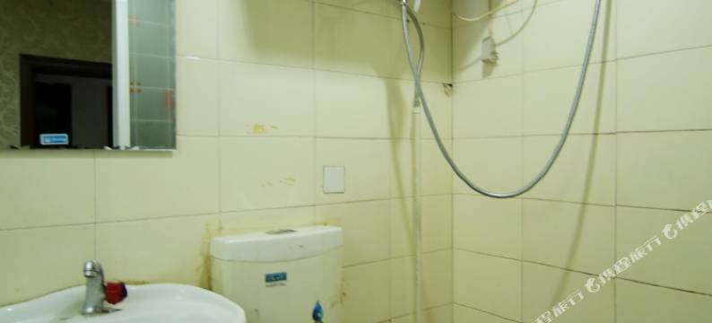 桦甸和友时尚旅馆图片