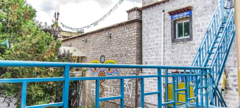 拉萨藏陶坊客栈(大昭寺八廓街店)图片