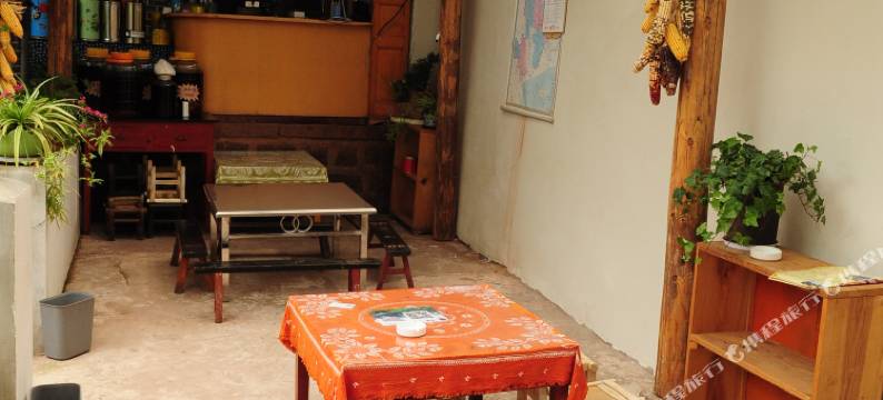 云龙五云幽兰客栈图片