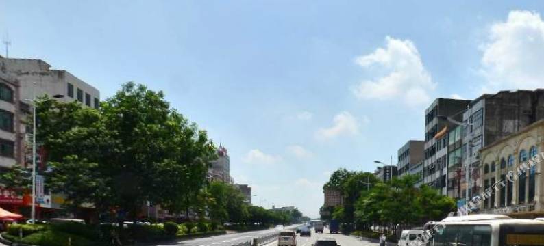 旭华酒店(广州增城新塘轻轨地铁站店)图片