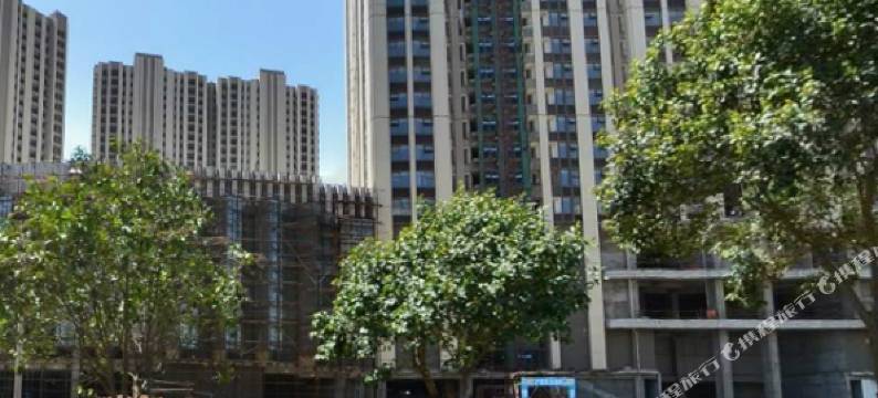 花美时美景酒店(洛阳王城公园地铁站店)图片