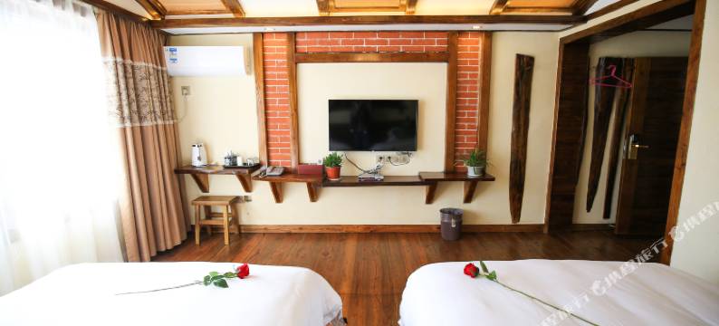 张家界涧山客栈(国家森林公园标志门店)图片