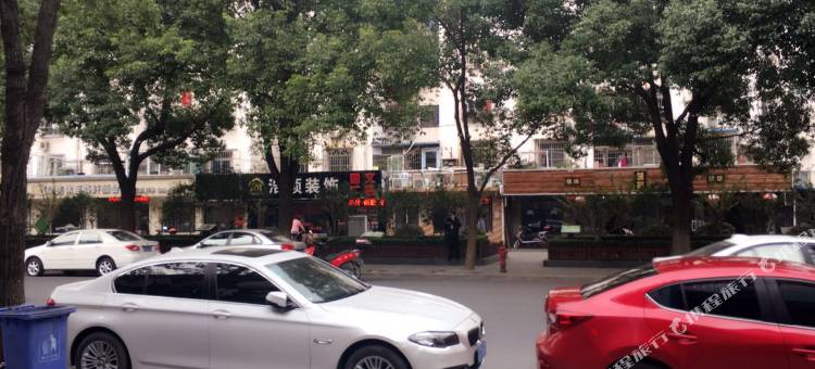 上海海上凤凰主题酒店(川沙地铁站店)图片