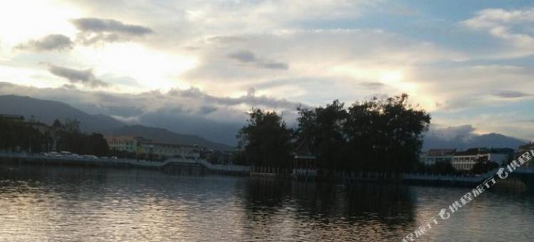 盈江7度商务酒店图片