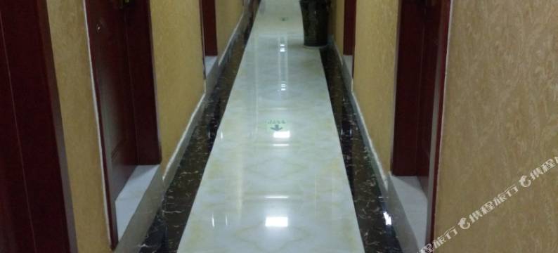 茂县久逸商务客栈图片