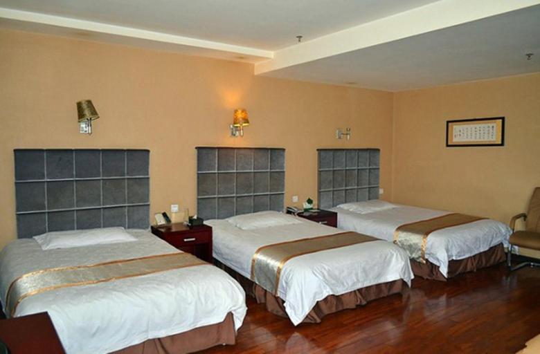 Hui Tong Hotel Over view