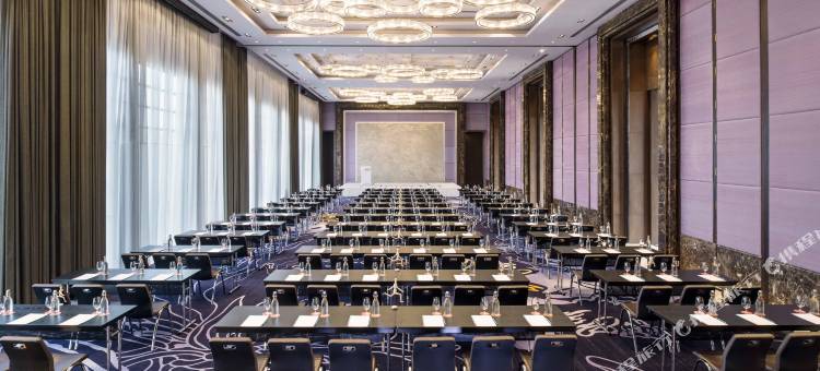 曼谷素万那普艾美高尔夫水疗度假酒店(Le Méridien Suvarnabhumi, Bangkok Golf Resort & Spa)图片