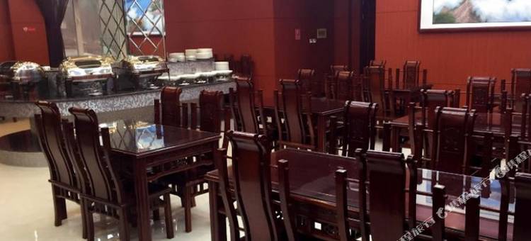 顺平世纪花园酒店图片