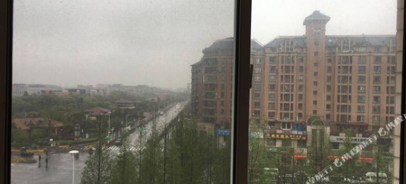 上海金桥碧云社区公寓(红枫路分店)图片