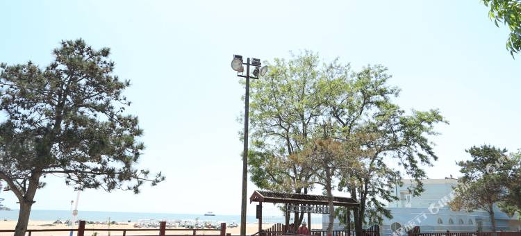 蓝色海岸海景酒店公寓(南戴河仙螺岛店)图片