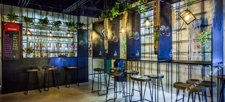 上海等逅轻奢酒店(前滩杨思地铁站店)图片