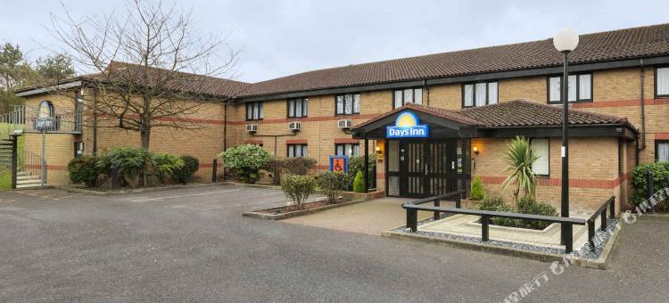 伦敦斯坦斯特德机场温德姆戴斯酒店(Days Inn by Wyndham London Stansted Airport)图片