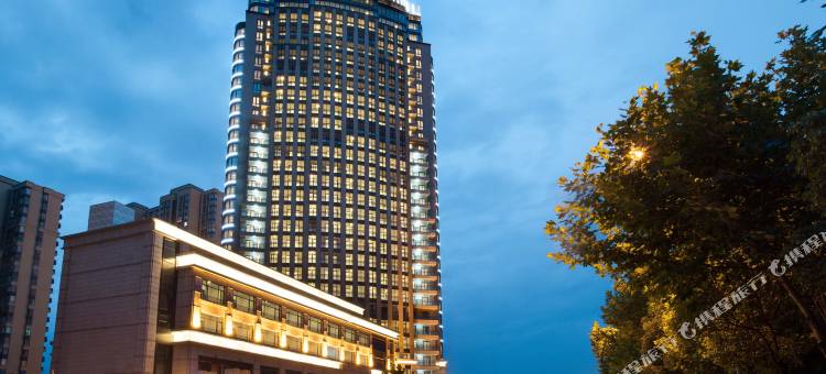 武汉沌口辉盛名致服务公寓(武汉体育中心店)图片