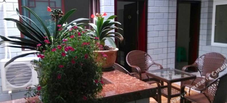 街子古镇军悦客栈图片