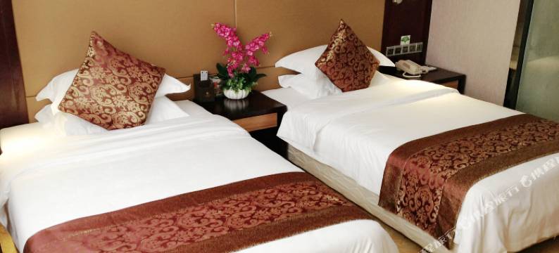 巴马凤凰大酒店图片