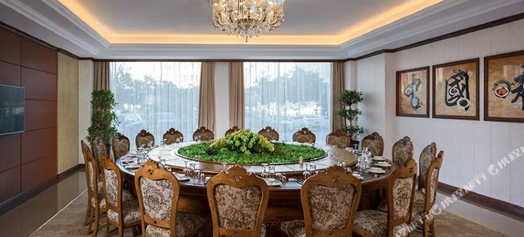 维也纳国际酒店(阿拉善店)图片