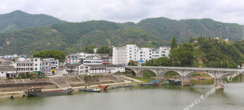 歙县江边徽晶农家乐图片