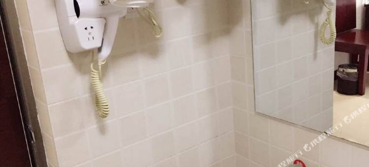 屏边银丰商务酒店图片