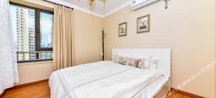 青岛山海湾望海客卧双大床宜家美式公寓图片