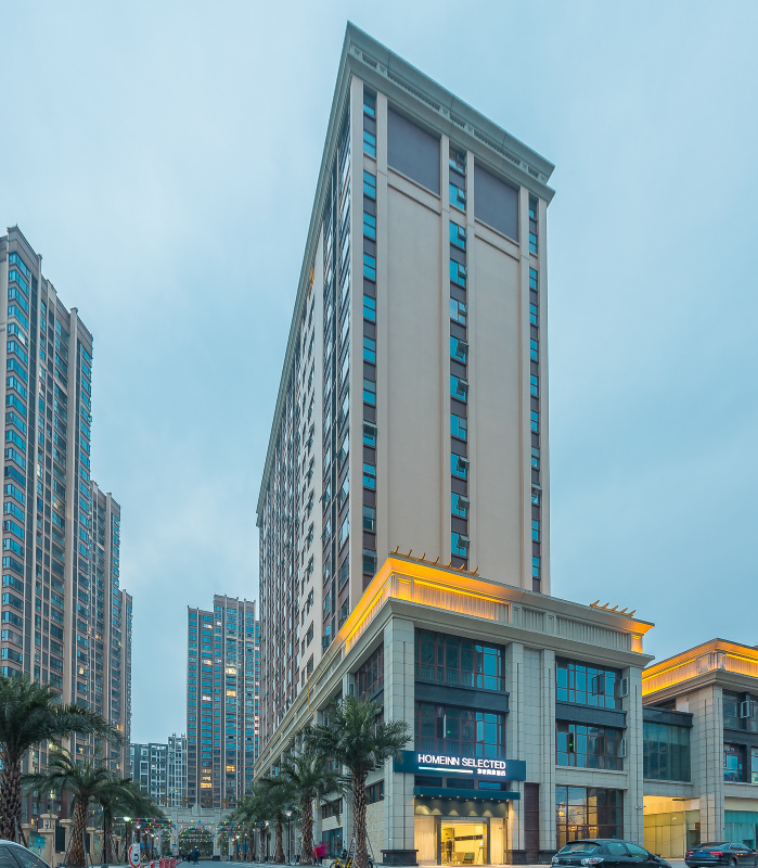 Homeinn Selected Hotel (Chengdu Wenjiang University Town Fengxi River Subway Station) Hotel Overview