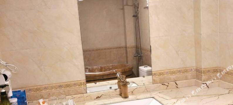 金凰轩主题商务酒店(绵竹中心广场店)图片