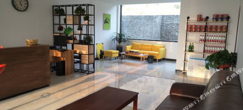 AA连锁酒店(连云港晋彤花园店)图片