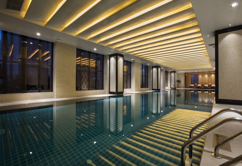 Crowne Plaza Hefei RongqiaoHotel Overview