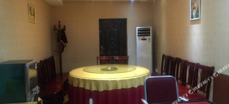 信阳蓝月亮酒店图片