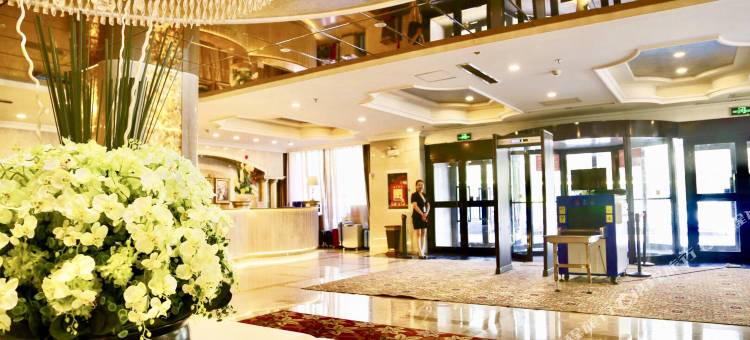 如家素柏云酒店(乌鲁木齐长江路德汇万达店)图片