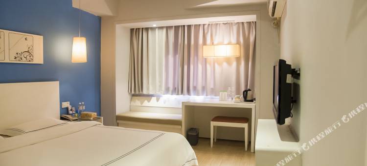 五彩今天连锁酒店(郴州火车站店)图片