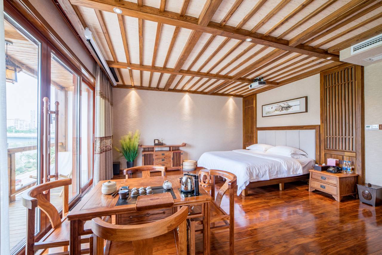 张家界水畔花间客栈(天门山森林公园店)