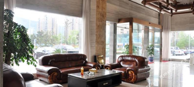 东泰大酒店(广元利州东路澳体中心店)图片