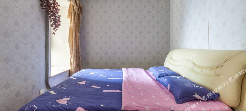 西安大唐芙蓉园/海洋馆/大雁塔观景三居室公寓(神奇动物在哪里极地馆分店)图片