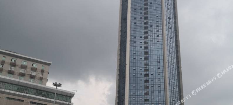 牧云上舍民俗公寓(绵阳人民公园瀚威城市中心店)图片