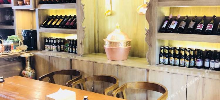 花筑·朗康达·藏遇悠音轻氧供暖轻奢美宿(独克宗古城月光广场店)图片