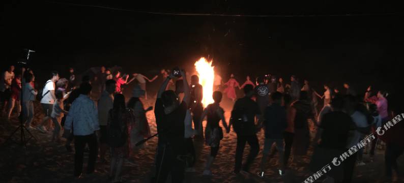 敦煌鸣沙大漠露营基地图片