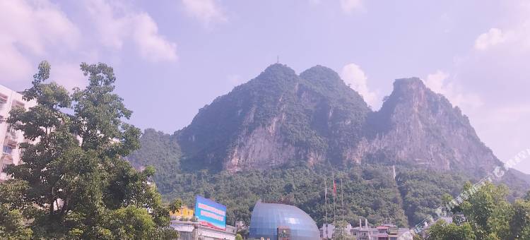 归隐城中酒店(河池白马街店)图片