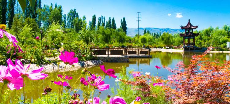 新源沁园假日酒店图片