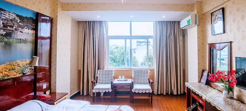 腾冲辉腾酒店图片