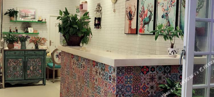 加州旅馆(广西师大雁山校区桂林学院店)图片