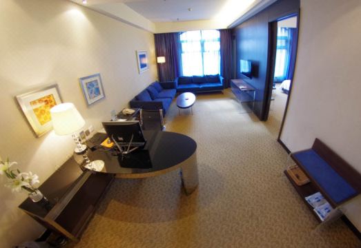 Hongde Hotel Hotel Overview