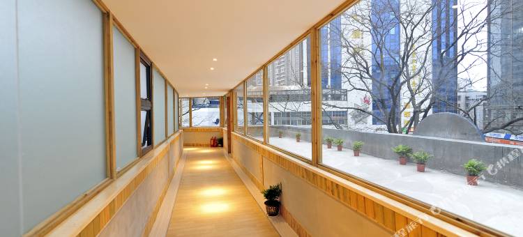 速8酒店(贵阳黔灵山公园瑞金北路店)图片