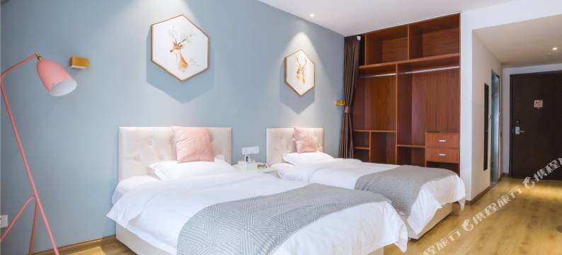 沐光优选公寓(太原亲贤北街茂业天地店)图片