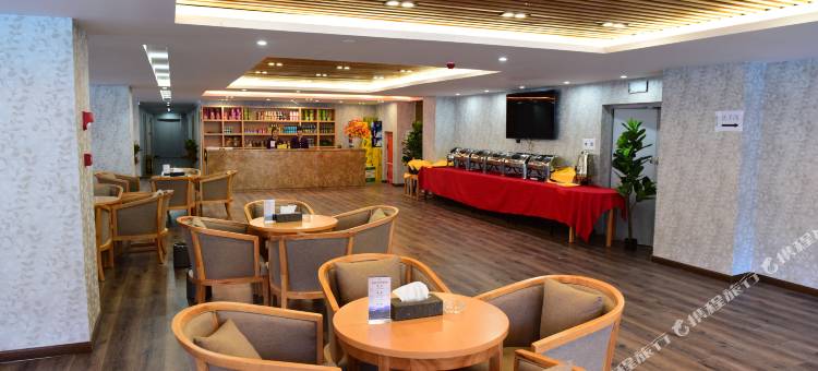 壤塘香拉东吉大酒店图片