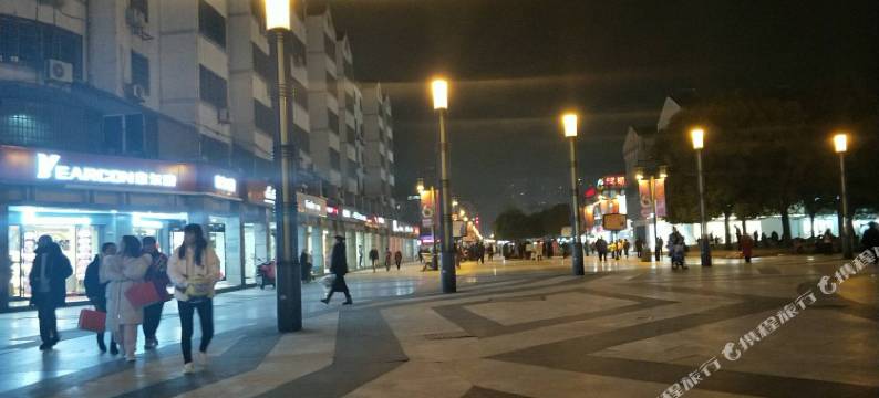 悦希漫酒店(绍兴柯桥古镇轻纺城店)图片