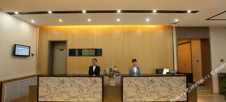 如家睿柏·云酒店(扎兰屯火车站店)图片